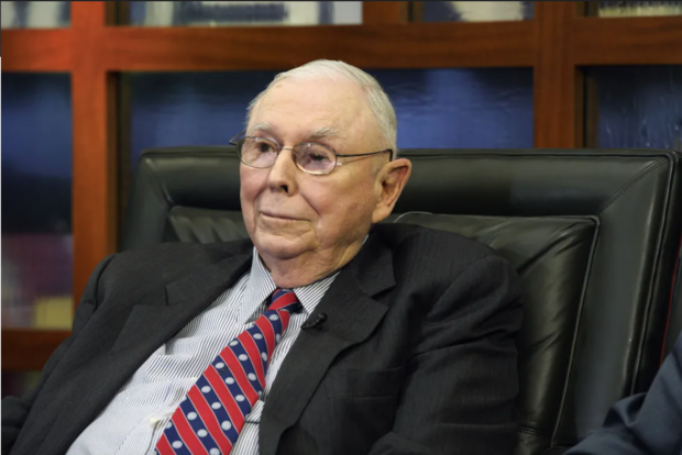 End of an Era: Charlie Munger, Architect of Berkshire Hathaway Legacy, Passes Away at 99 – Unveiling the Untold Stories of a Financial Titan’s Remarkable Journey!
